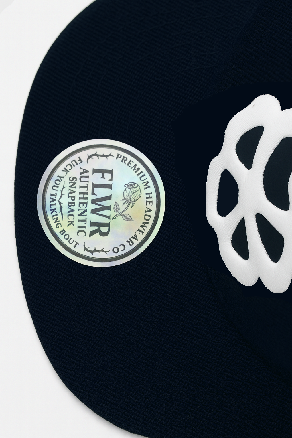 Hella Flwrs Hat Black/White